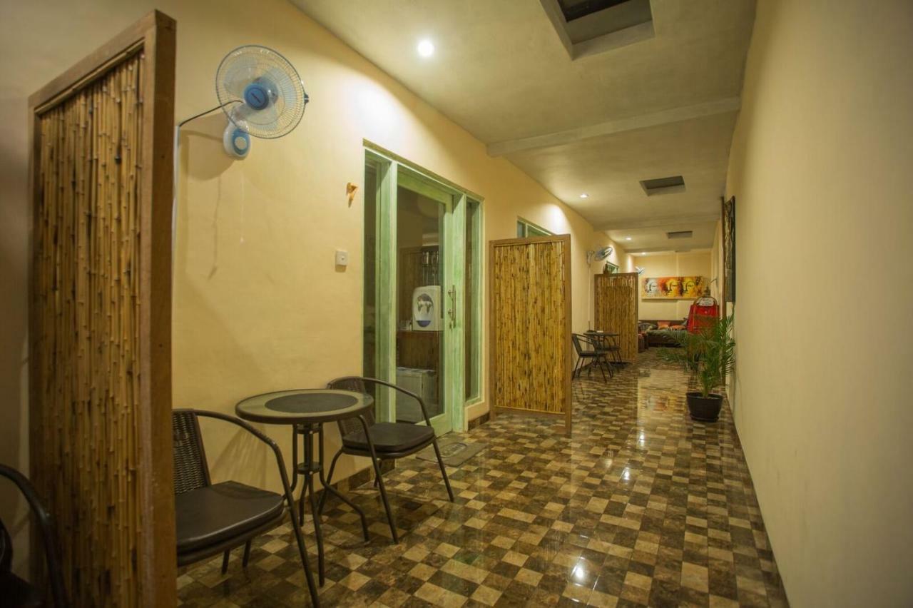 Hotel Puri Dedari Sanur Esterno foto